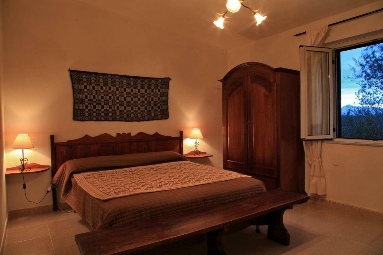S'Ulumu Guest House Доргали Екстериор снимка